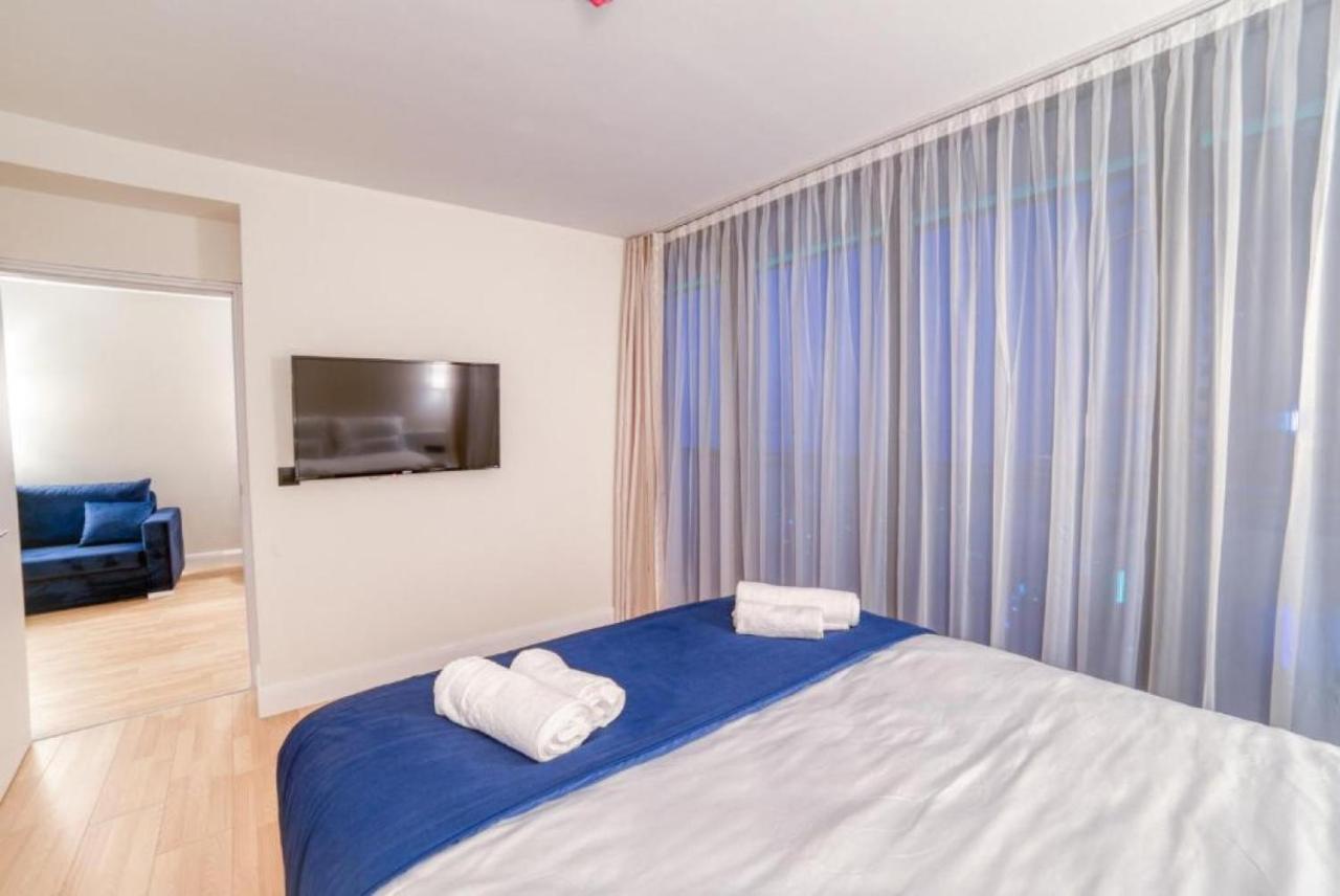 Orbi City Sea Side & Sea View Apartments バトゥーミ エクステリア 写真