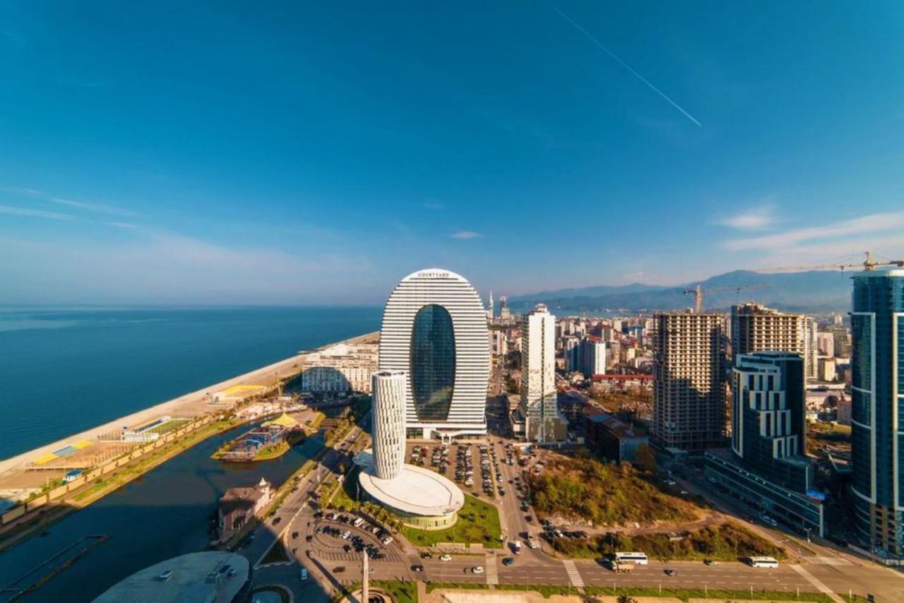 Orbi City Sea Side & Sea View Apartments バトゥーミ エクステリア 写真