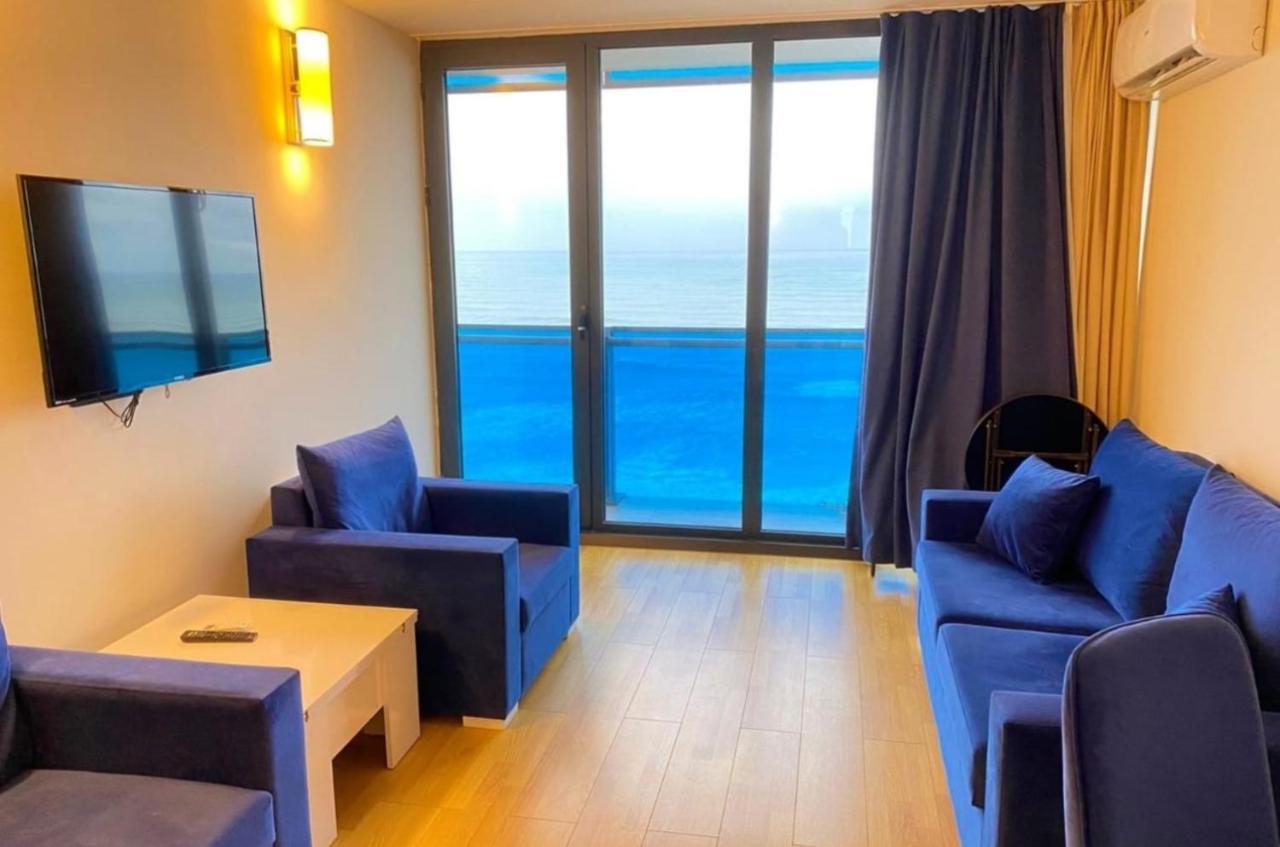 Orbi City Sea Side & Sea View Apartments バトゥーミ エクステリア 写真